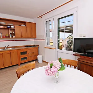 Filipi Apartman Sali